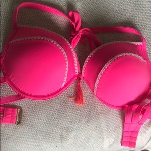 SHADE AND SHORE neon pink swimming top